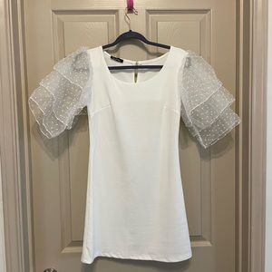 💜2/$25💜 White Boohoo dress